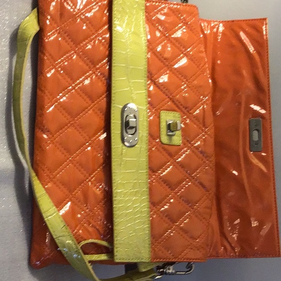 Purse - Picture 3 of 3